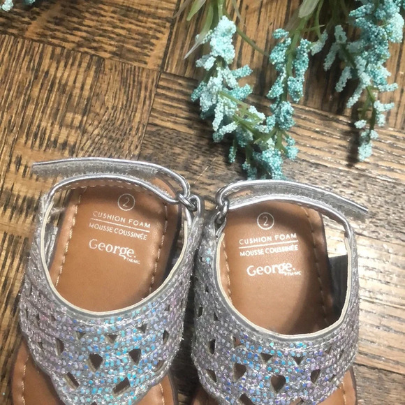 🍭3/$20🍭 GEORGE Babies Sandals - Picture 5 of 5